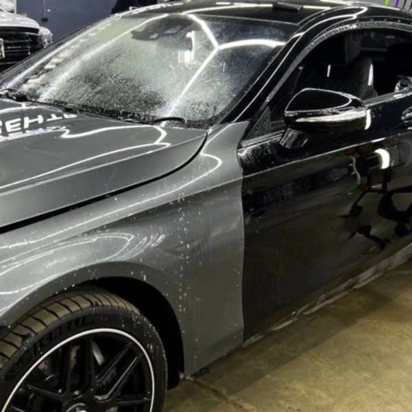 Смена цвета Mercedes полиуретановой пленкой